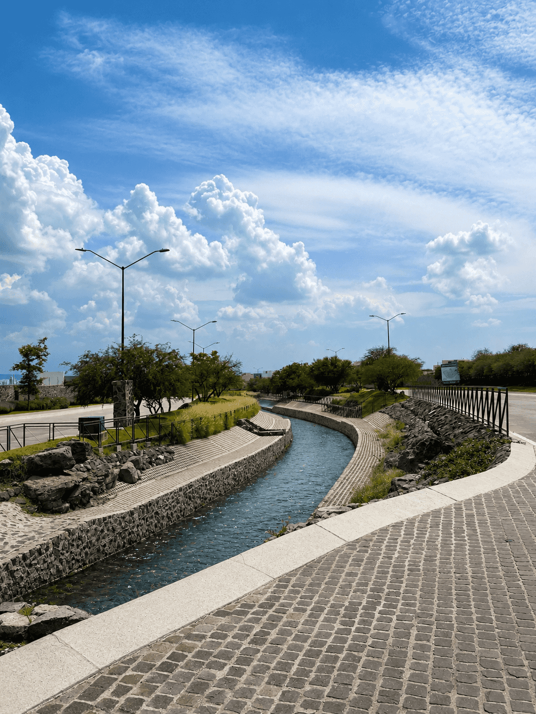 terreno en venta en la espiga queretaro de 624 m2 pqLsAnI