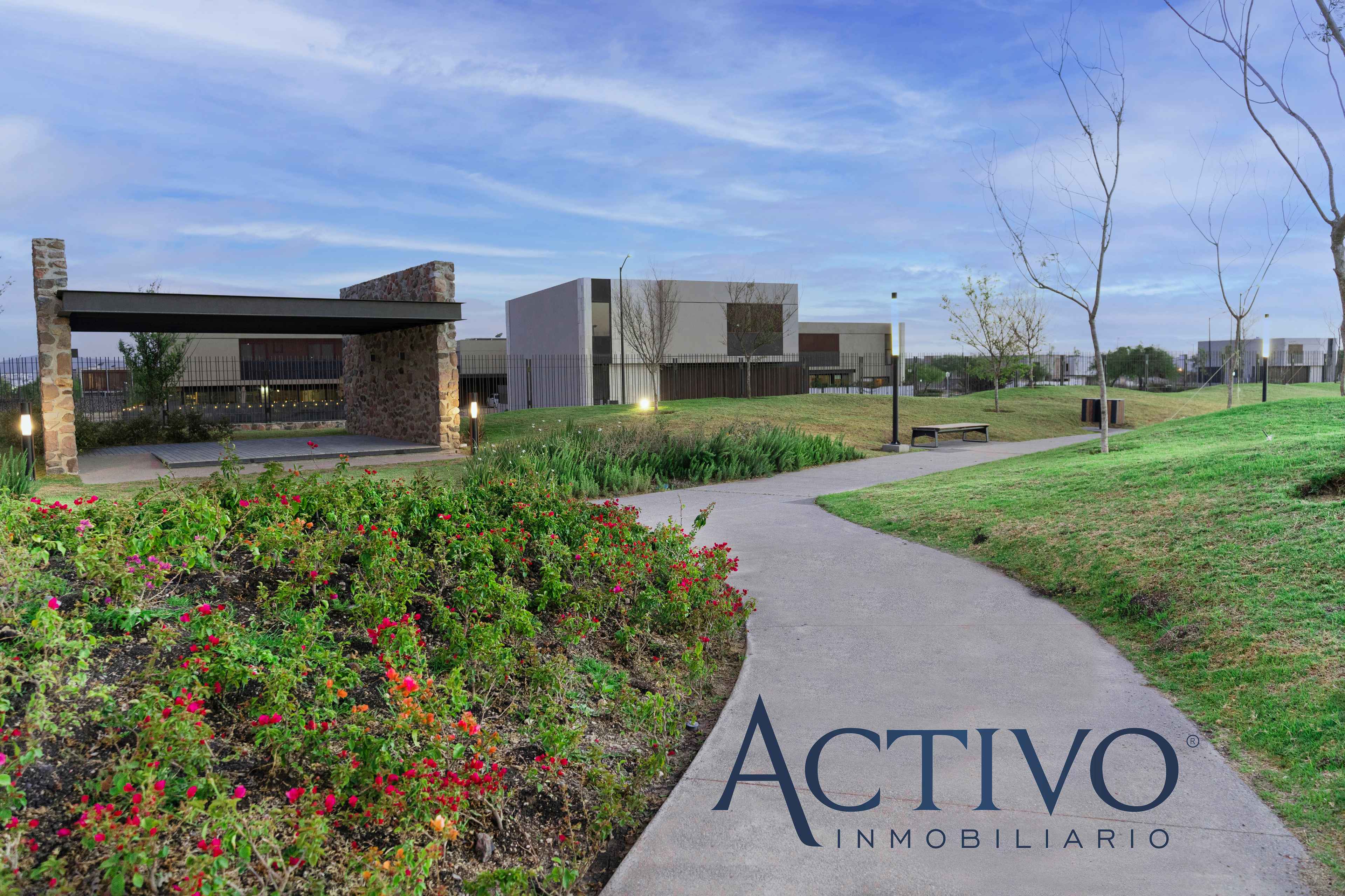 terreno en venta en queretaro de 301 m2 pjajkE6