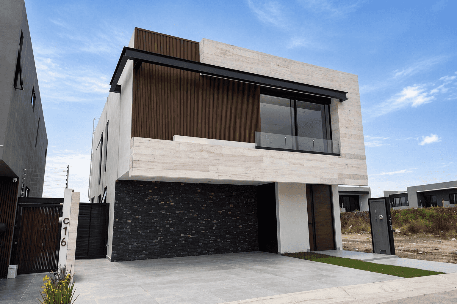 casa en venta calzada lomas del molino el molino residencial leon guanajuato piDA9vl