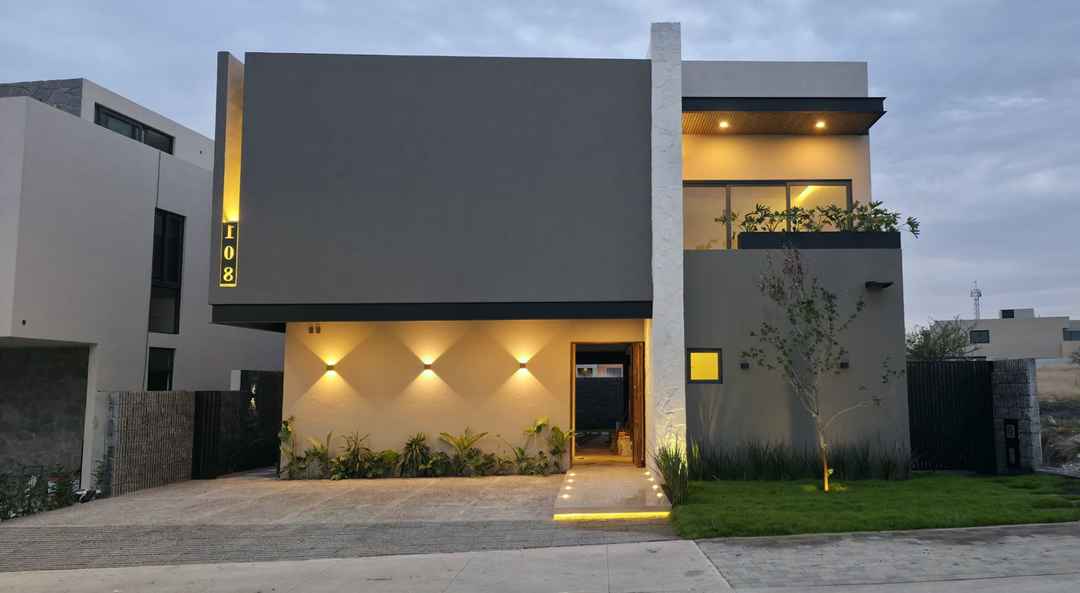 casa en venta avenida campanario el campanario queretaro queretaro pjXucyb